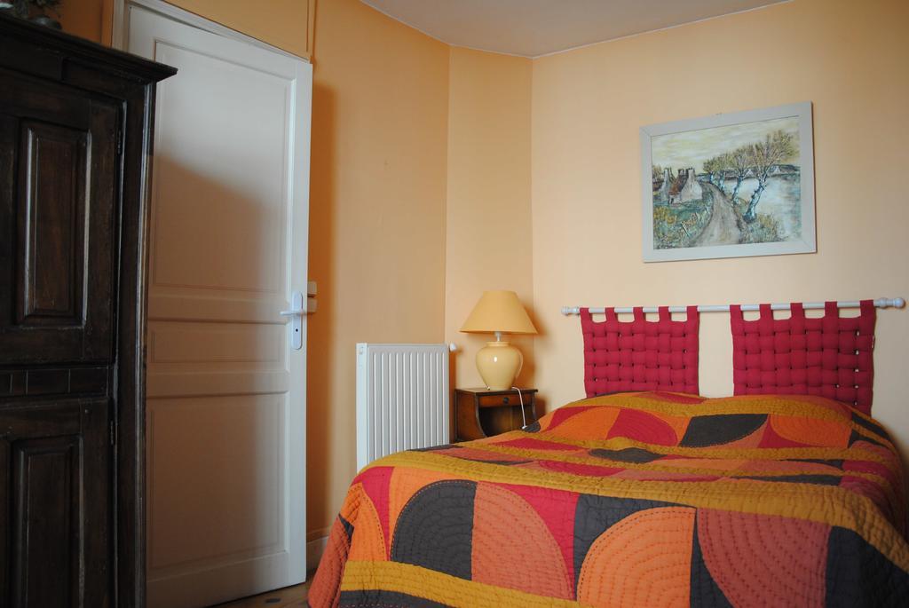 Chambres Chez Mounie Arromanches-les-Bains Room photo